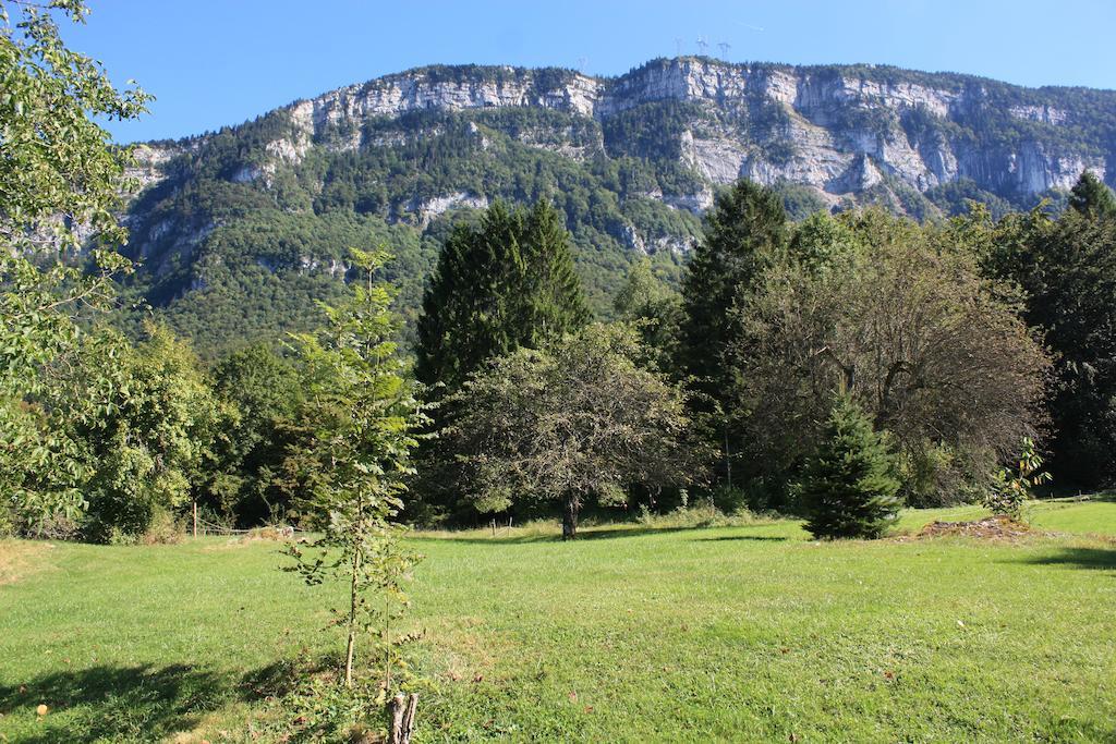 La Clairiere Du Moulin Bed and Breakfast Lepin-le-Lac Buitenkant foto